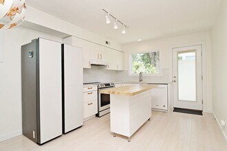 513 12th St NW in Charlottesville, VA - Building Photo - Building Photo