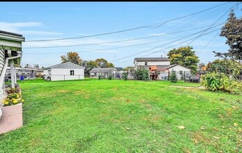 130 Hull Dr in York, PA - Building Photo - Building Photo