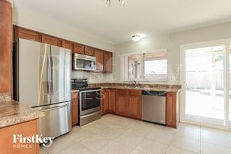 901 W Tonopah Dr in Phoenix, AZ - Building Photo - Building Photo