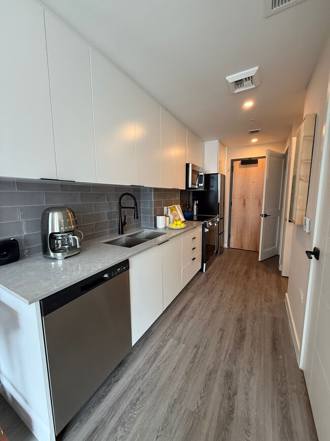 property at 413 NW 25th Ave