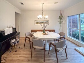 2200 Rimrock Dr in Austin, TX - Building Photo - Building Photo