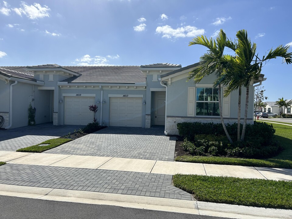 14513 Bretton Woods Trce in Delray Beach, FL - Building Photo