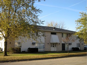 Blair Ridge in Cedar Rapids, IA - Foto de edificio - Building Photo