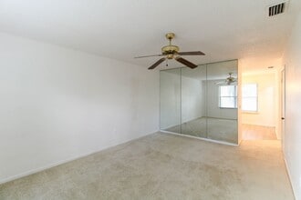 939 Hughey St in Apopka, FL - Building Photo - Building Photo