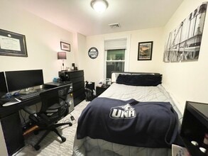 283 Dorchester St, Unit T in Boston, MA - Foto de edificio - Building Photo