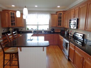 4821 Lee Ave in Virginia Beach, VA - Building Photo - Building Photo