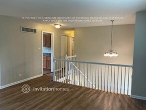 825 W Manor Ct in Glenwood, IL - Building Photo - Building Photo