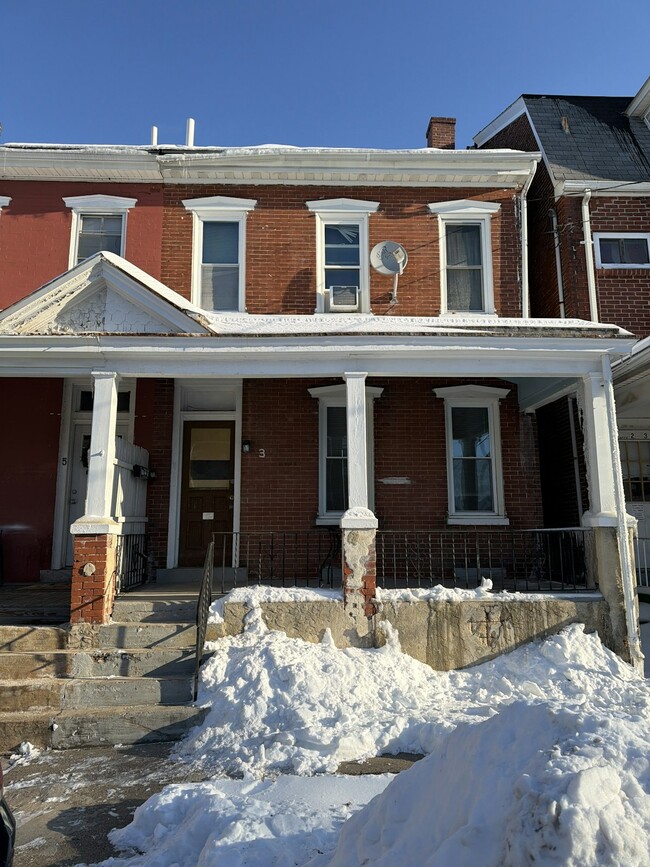 property at 3 W 4th St