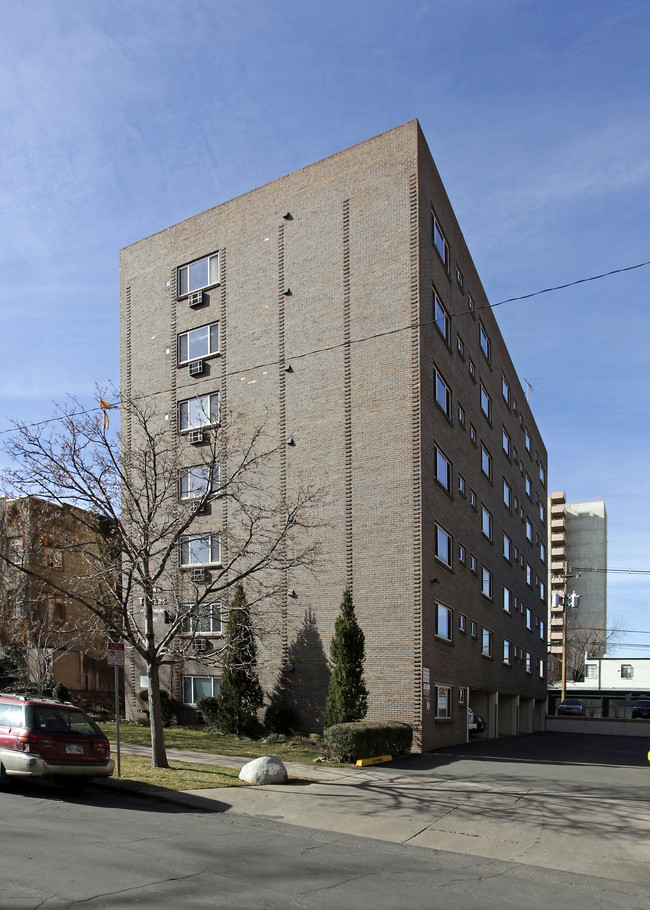 Penn Towers in Denver, CO - Building Photo - Building Photo