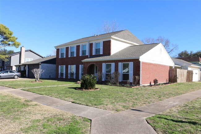 458 Woodrail Dr in Webster, TX - Building Photo - Building Photo