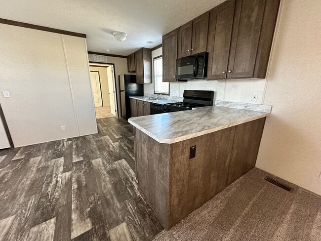 property at 642 Oregon St