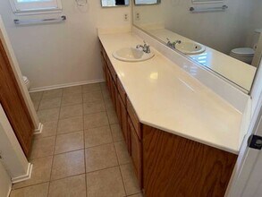 1000 Traditions St in Tracy, CA - Building Photo - Building Photo