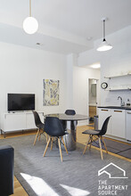 1219 W Gunnison St, Unit 1R in Chicago, IL - Building Photo - Building Photo