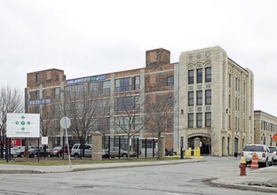 Graphic Arts Lofts in Detroit, MI - Foto de edificio - Building Photo