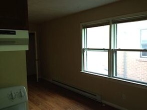 9635 Salem St-Unit -2 in Norfolk, VA - Building Photo - Building Photo