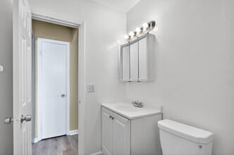 3201 NE 7th Ave in Pompano Beach, FL - Building Photo - Building Photo