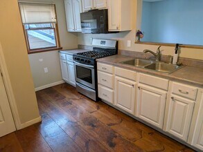 223 School St in Mckees Rocks, PA - Building Photo - Building Photo