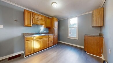 132 Sycamore St in Mansfield, OH - Building Photo - Building Photo