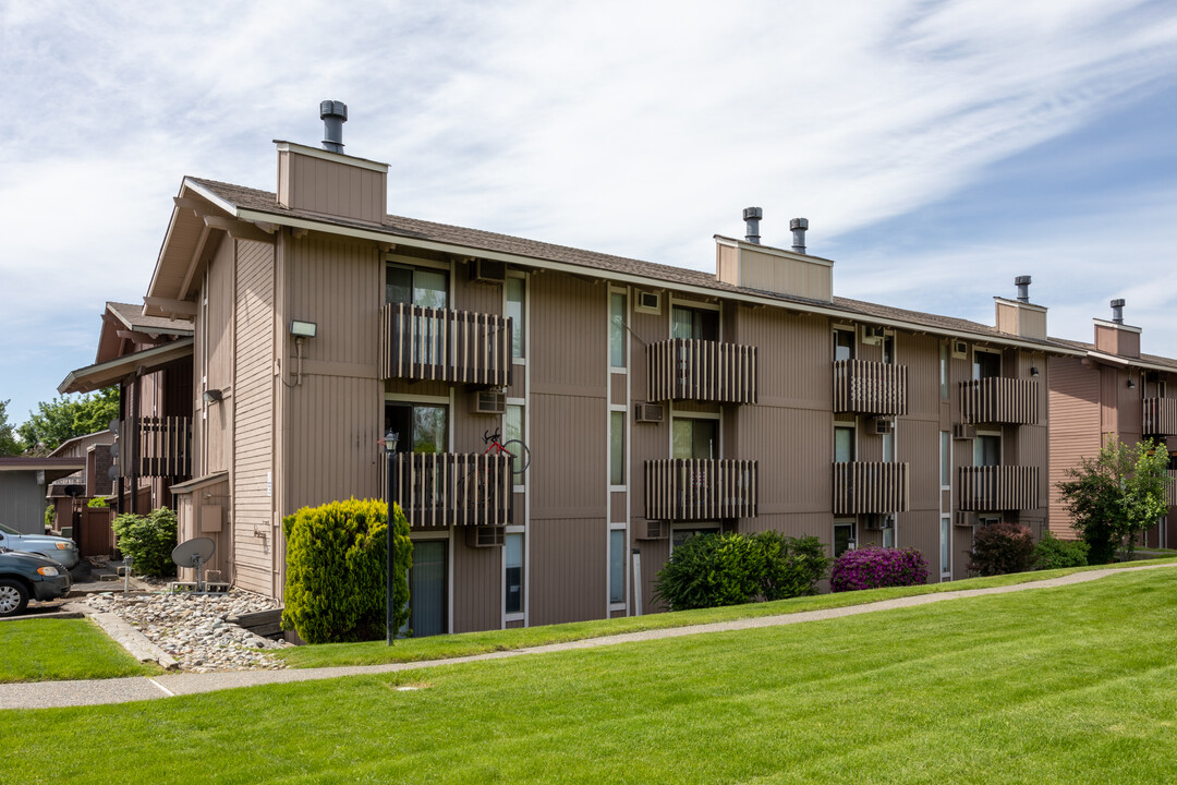 Greenrich Village in Spokane, WA - Foto de edificio