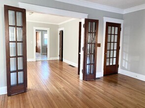 2284 S Overlook Rd in Cleveland Heights, OH - Building Photo - Building Photo