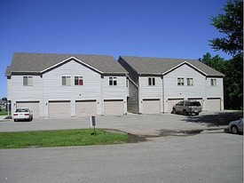 1050 Minns Dr Apartments