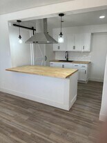 122 Rio Rd in El Paso, TX - Building Photo