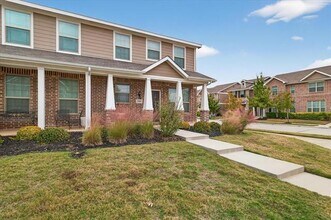 2200 Davenport Dr in Denton, TX - Building Photo - Building Photo