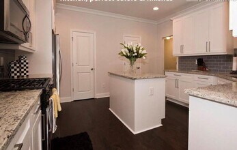 5545 Bright Cross Wy in Suwanee, GA - Building Photo - Building Photo