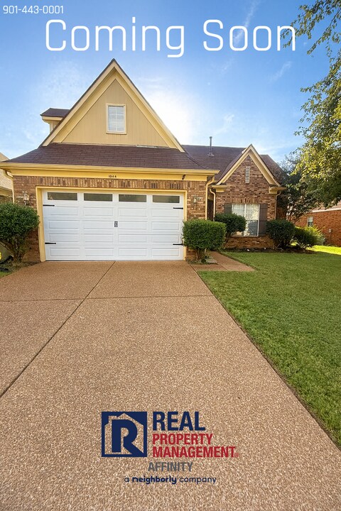 1044 Duomo Cove in Memphis, TN - Foto de edificio