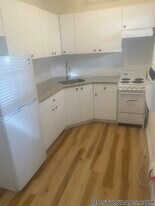 2018 Commonwealth Ave, Unit 1 in Boston, MA - Building Photo