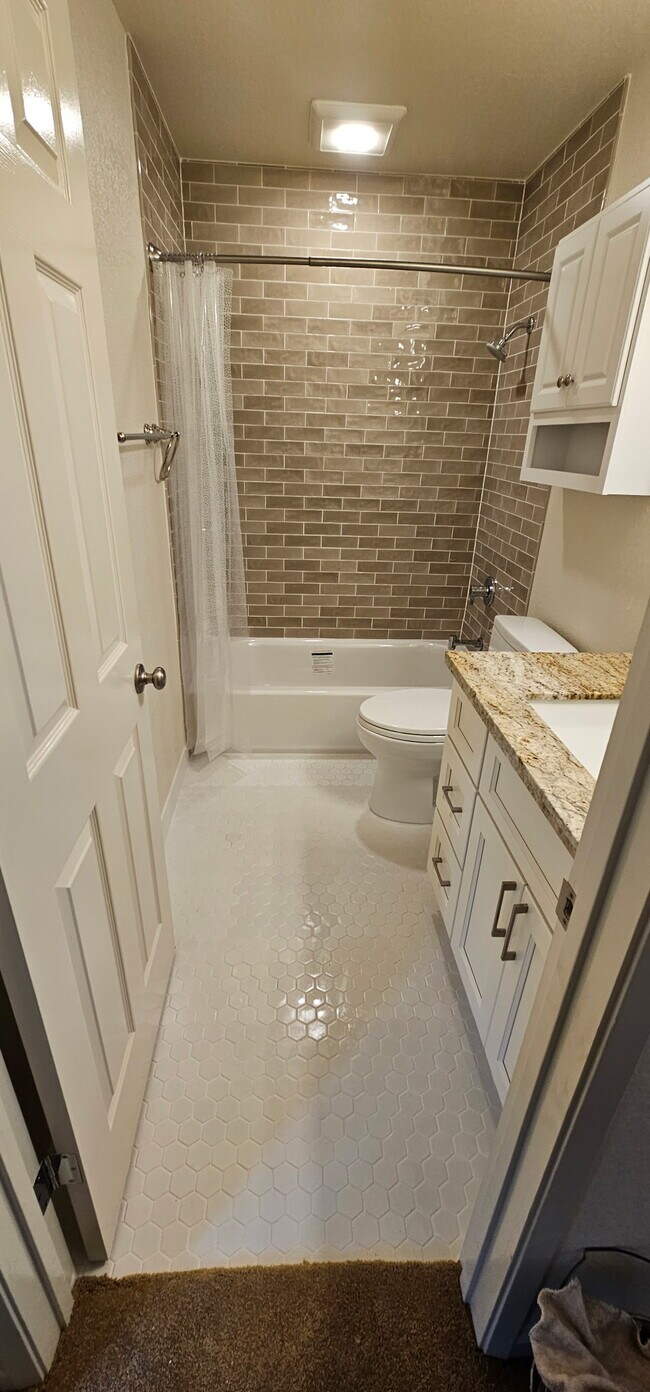 109 Monte Cresta Ave in Oakland, CA - Building Photo - Building Photo