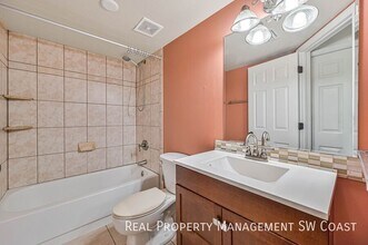 7493 Pebble Beach Rd in Ft. Myers, FL - Building Photo - Building Photo