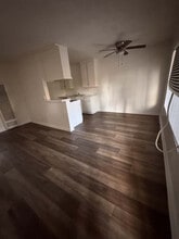 6833 Sepulveda Blvd in Los Angeles, CA - Building Photo - Building Photo