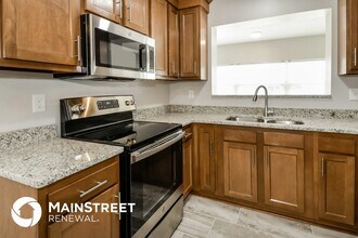 8509 Addison Rd in Jacksonville, FL - Foto de edificio - Building Photo