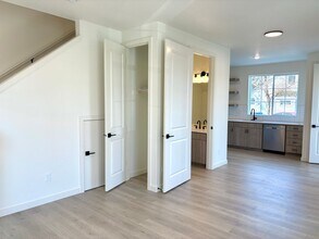 7090 N Leonard St in Portland, OR - Building Photo - Building Photo