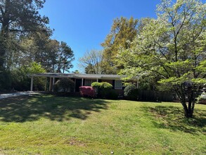 155 Pineview Dr in Athens, GA - Building Photo - Building Photo