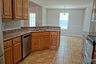 16992 Woodhaven Dr in Athens, AL - Building Photo - Building Photo