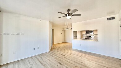 1727 Village Blvd in West Palm Beach, FL - Building Photo - Building Photo