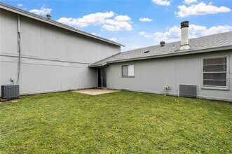 2906 Birchbrook St in Grand Prairie, TX - Building Photo - Building Photo
