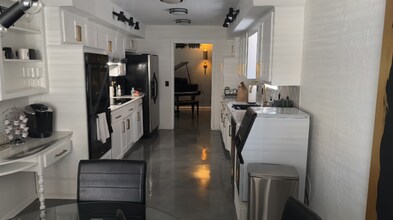 6501 Westrock Dr in Oklahoma City, OK - Building Photo - Building Photo