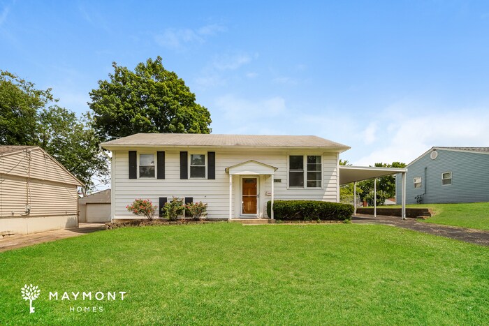 3832 Elljay Dr in Cincinnati, OH - Building Photo
