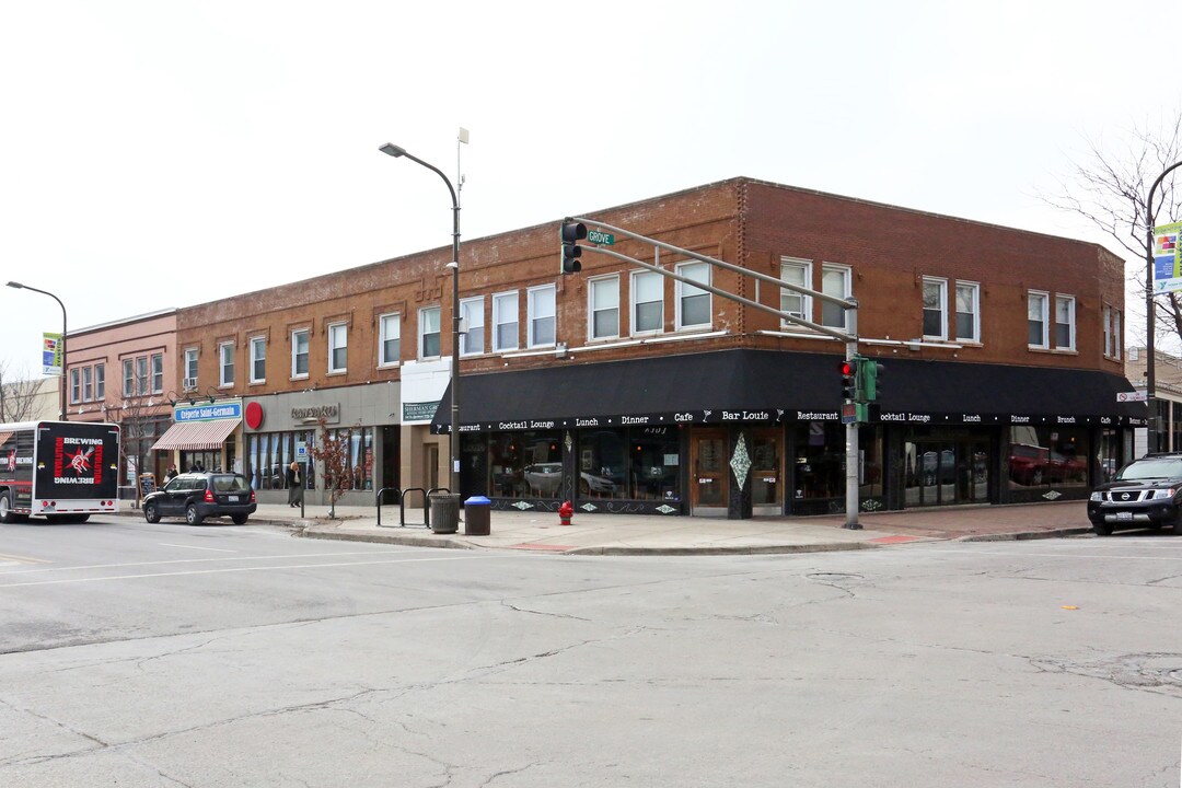 Sherman Grove in Evanston, IL - Foto de edificio