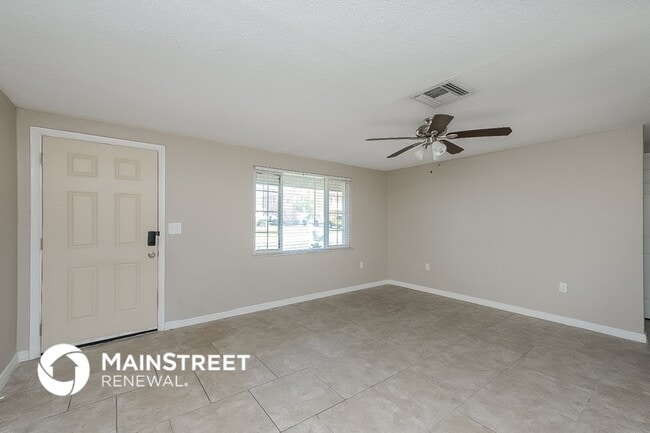 7538 Mako Dr in Hudson, FL - Foto de edificio - Building Photo