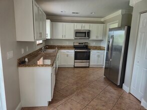 2033 Providence Pl in Port St. Lucie, FL - Building Photo - Building Photo