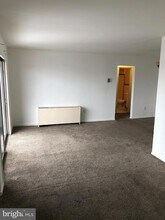 4423 Romlon St, Unit 303 in Beltsville, MD - Foto de edificio - Building Photo