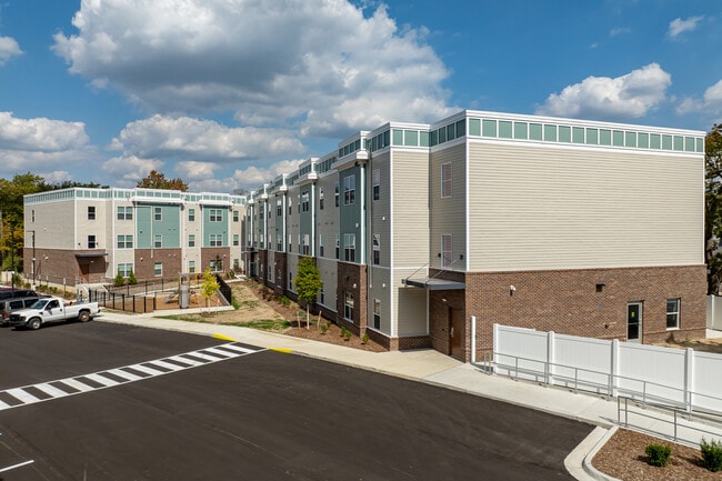 The Greenwood in Jackson, MI - Foto de edificio - Building Photo