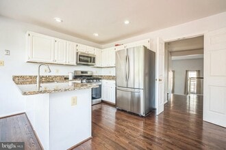 44022 Gala Cir in Ashburn, VA - Building Photo - Building Photo