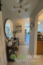 3030 Suncrest Dr in San Diego, CA - Building Photo - Building Photo