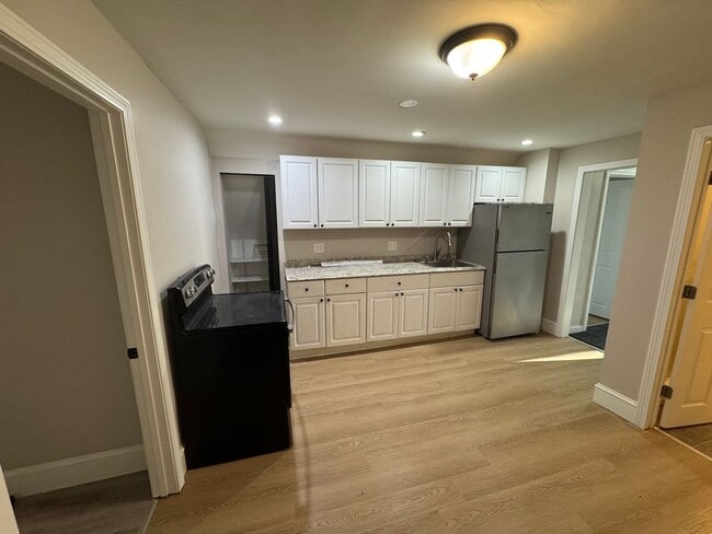 70-72-72 Broadway in Methuen, MA - Building Photo - Building Photo