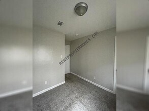 6706 W Wakefield Dr in Little Rock, AR - Building Photo - Building Photo